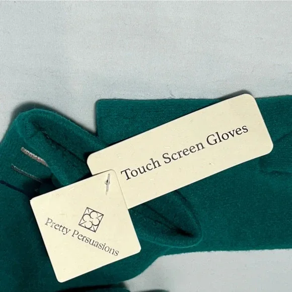 Pretty Persuasion Green Touch Screen Gloves - Picture 6 of 7